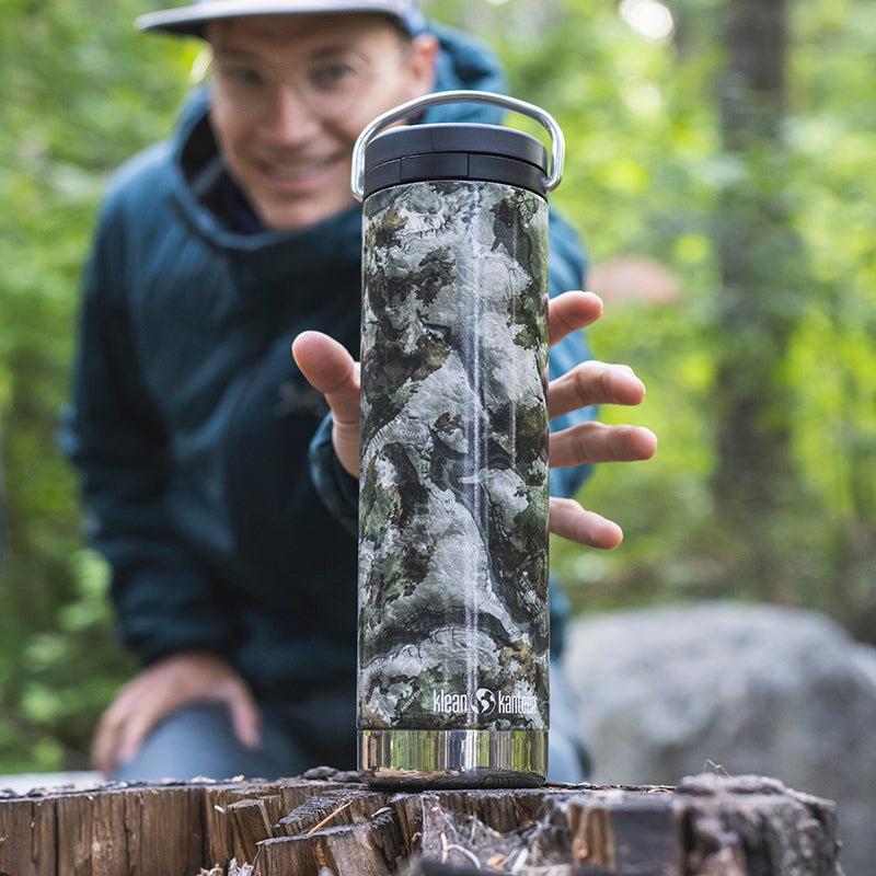 20oz-tkwide-with-cafe-cap-mossy-oak-d5 20oz_bottle_twist_mossyoak_terragila_closeup_square.jpg