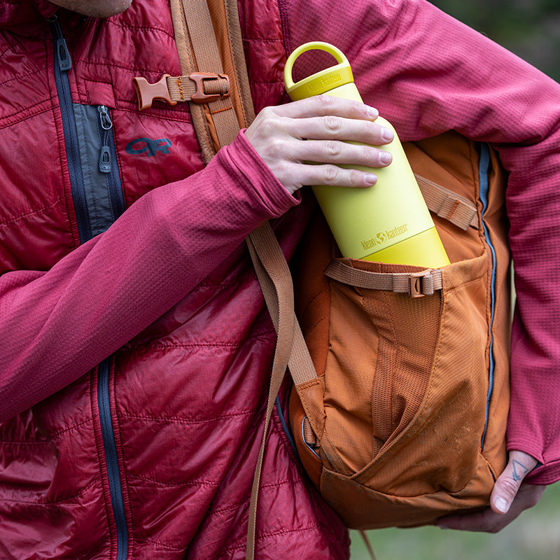 20oz-rise-classic-with-arch-loop-cap-z2 20oz_rise_classic_insulated_bottle_acacia_backpack_square.jpg