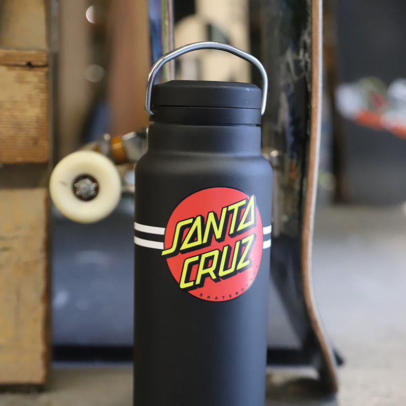 32oz-tkwide-with-twist-cap-santa-cruz-g1 32oz_tkwide_twist_water_bottle_santacruz_dot_wheels_square.jpg