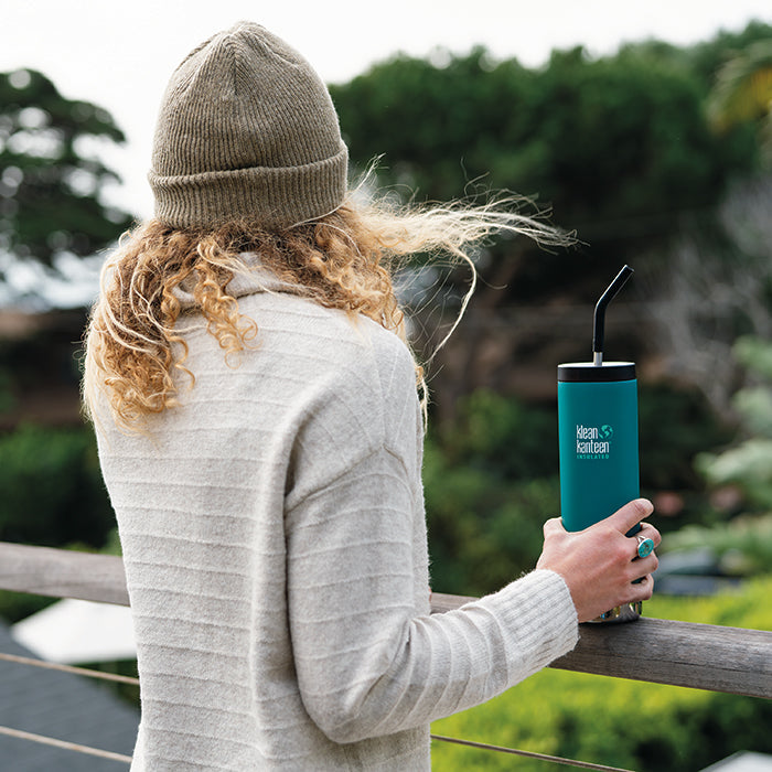 tkwide-straw-cap-t8 K20TKWPCC-EB-20pz-bottle-straw-cap_lifestyle.jpg
