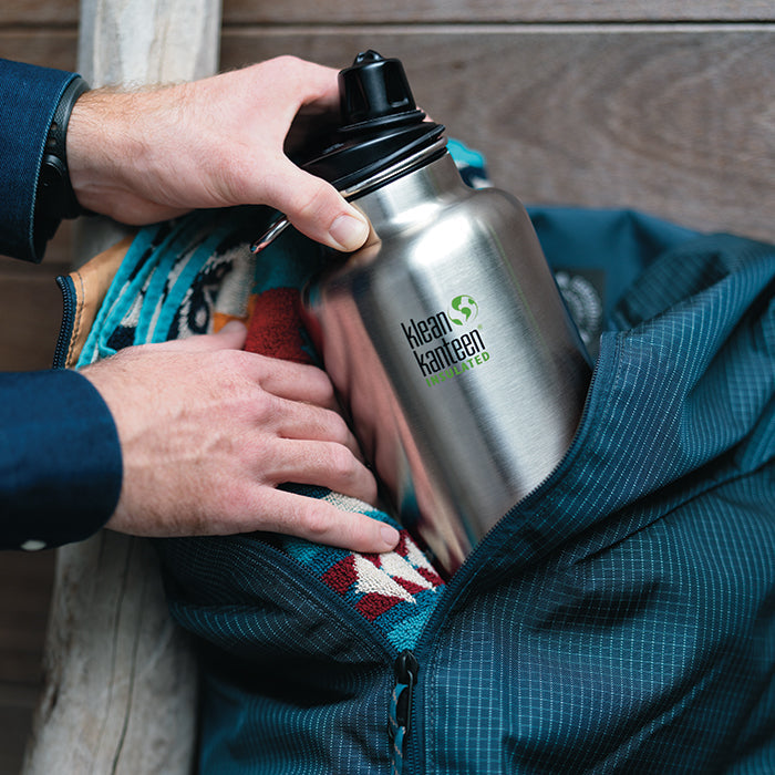 tkwide-chug-cap-f0 K64TKWSSL-BS-Chug-Cap-Out-of-Duffle_lifestyle.jpg