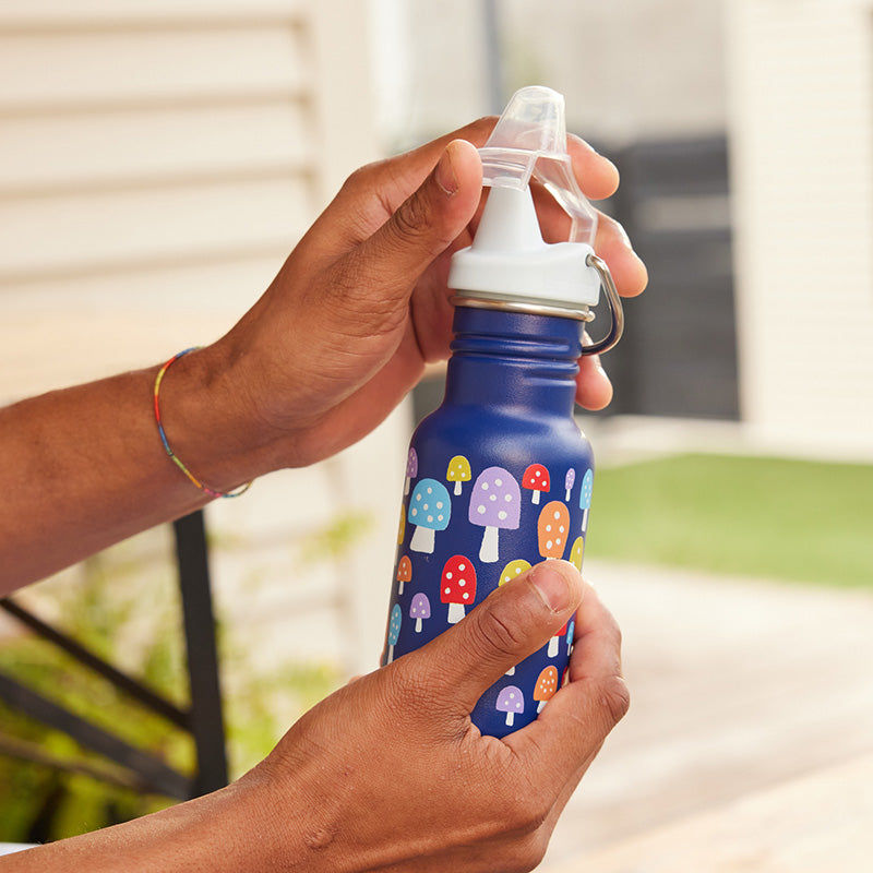 12oz-kid-s-classic-sippy-x0 kid_sippy_12oz_closeup_dustcover_square.jpg