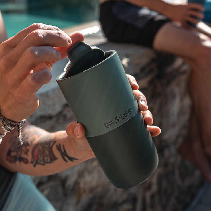 flip-lid-n8 rise_flip_lid_small_tumbler_open.jpg