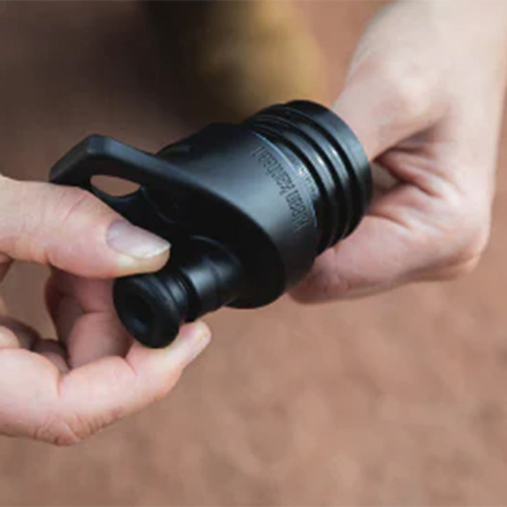 sport-cap-maintenance-kit-v3 sport_cap_maintenance_kit_pull_valve_out_lifestyle.jpg