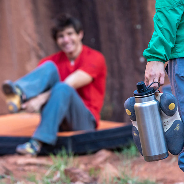 32oz-tkwide-with-chug-cap-j4 tkwide_32oz_chug_rockclimbers_square.jpg
